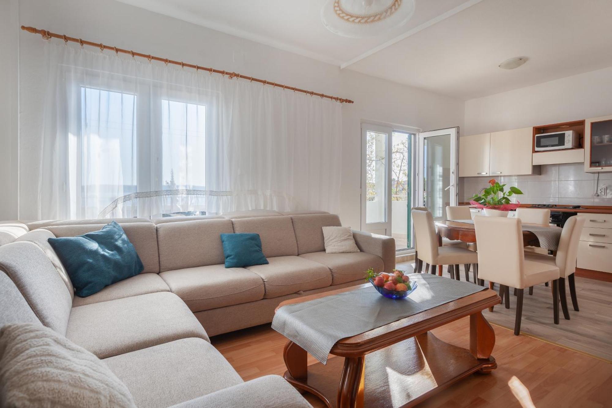 Apartments By The Sea Igrane, Makarska - 310 Room photo